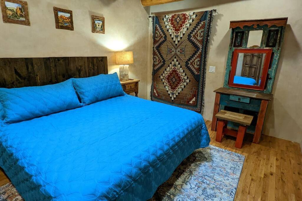 Magical Santa Fe Stay, Minutes From Town Square, Sleeps 4, Includes Free Parking And Outdoor Hot Tub! Esterno foto