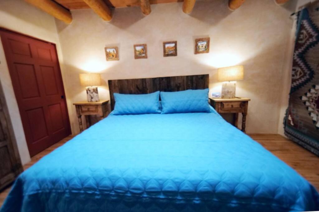 Magical Santa Fe Stay, Minutes From Town Square, Sleeps 4, Includes Free Parking And Outdoor Hot Tub! Esterno foto