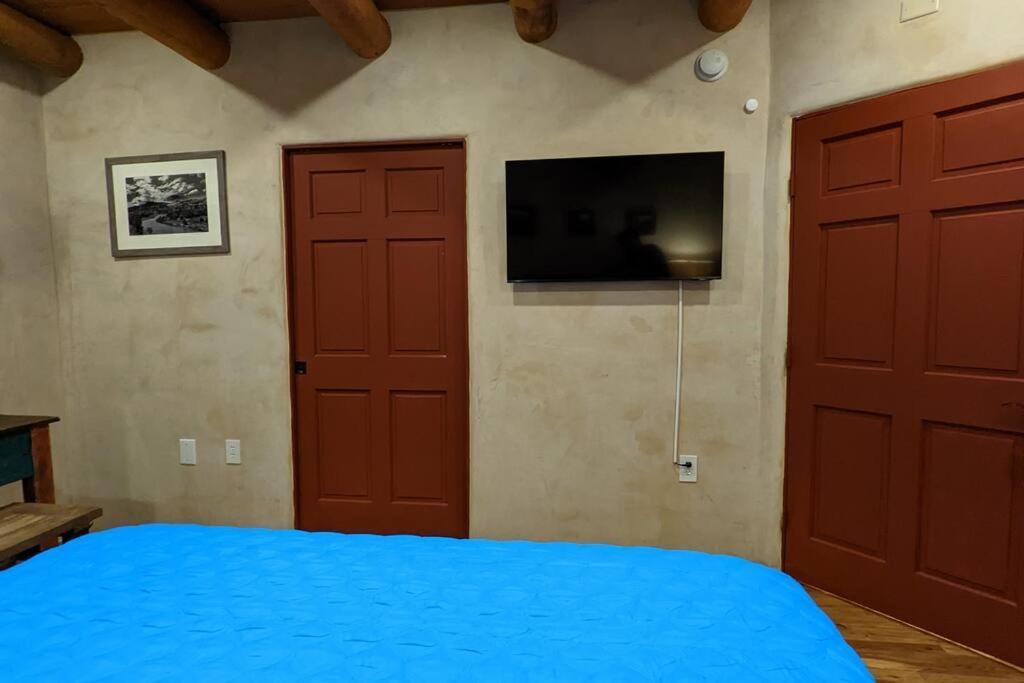Magical Santa Fe Stay, Minutes From Town Square, Sleeps 4, Includes Free Parking And Outdoor Hot Tub! Esterno foto