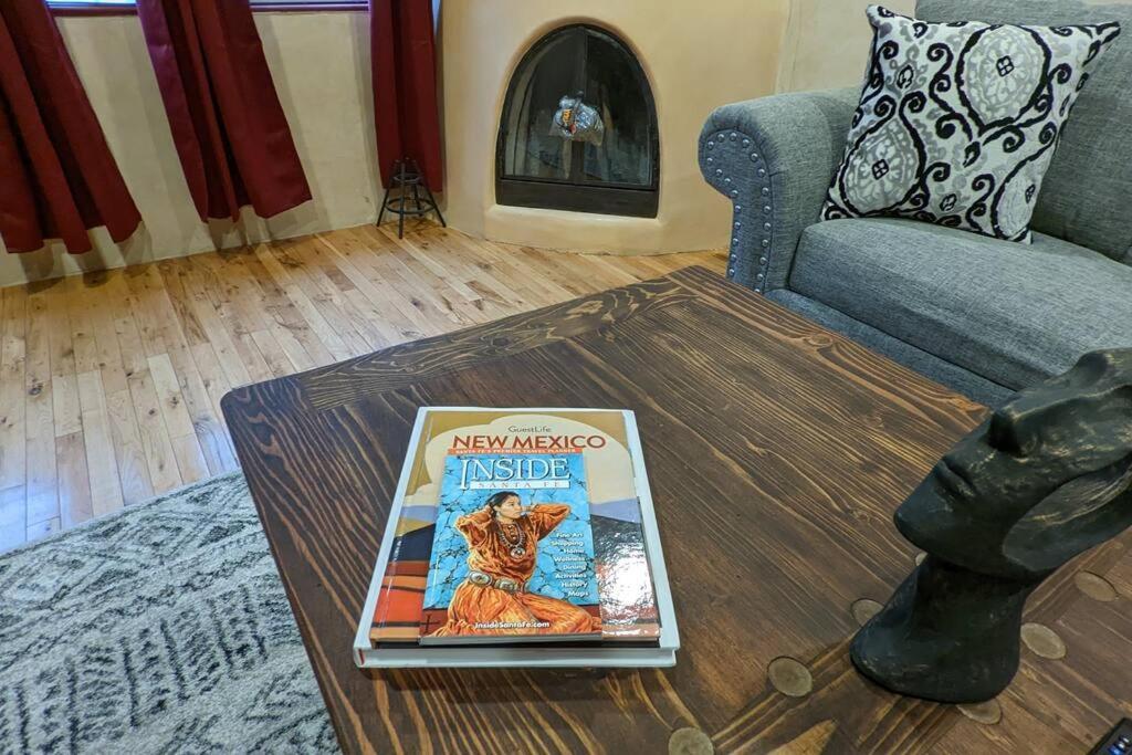 Magical Santa Fe Stay, Minutes From Town Square, Sleeps 4, Includes Free Parking And Outdoor Hot Tub! Esterno foto